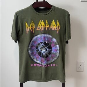 Def Leppard Adrenalize Olive Green Graphic Vintage Band Tee.  Sz M
